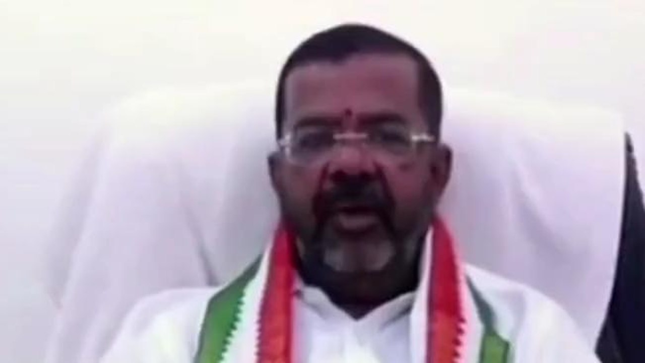 హనుమకొండ: అర్హులైన పేదలకు డబుల్ బెడ్ రూమ్ ఇండ్లు ఇవ్వాలి