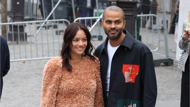 VOICI : Le coeur pur : Alizé Lim émue aux larmes après une déclaration de Tony Parker pour son entrée au Hall of Fame