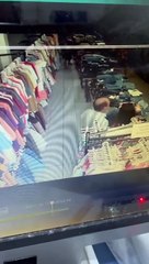 Em três minutos, trio faz arrastão em loja no Pilar