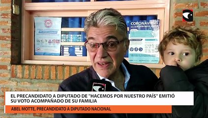 #PASO 2023 | El precandidato a diputado nacional Abel Motte emitió su voto acompañado de su familia