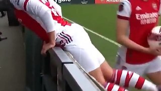 ---- The Crazy Moments in Women_s Football _shorts(720P_HD)