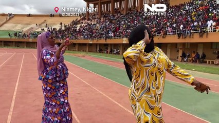 Niamey: Wenn Putschisten zum Konzert bitten...begeistern sich Tausende