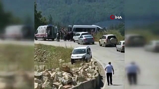 Un camion et une fourgonnette sont entrés en collision frontale : 1 mort, 5 blessés