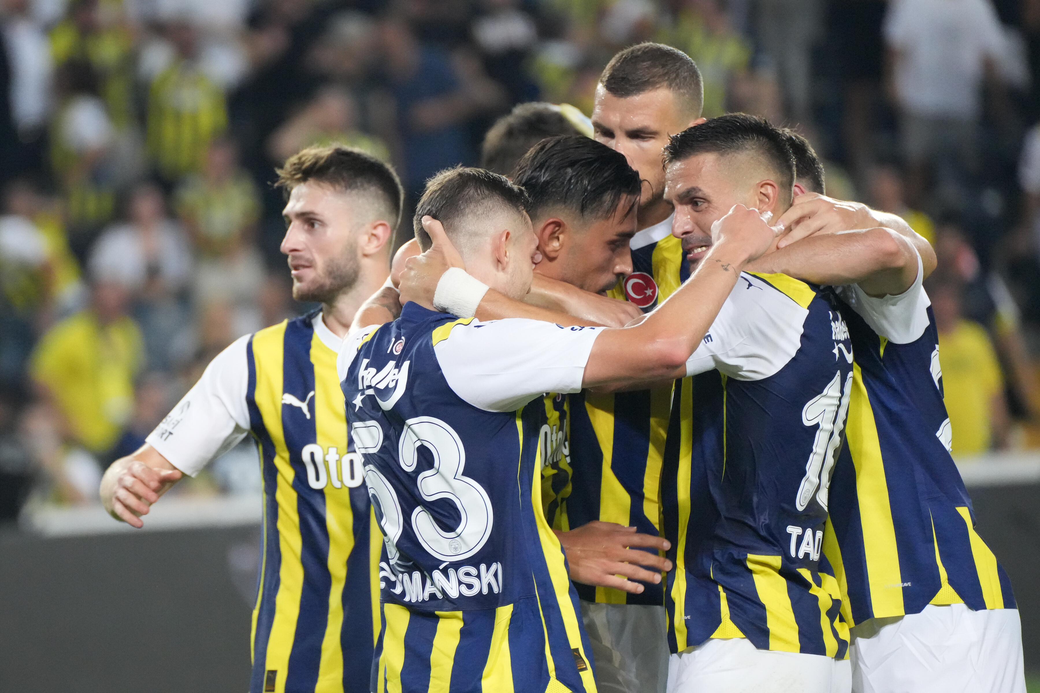 Süper Lig : Un Dzeko lumineux fait gagner Fenerbahçe