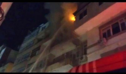 Şanlıurfa'da Yangında Mahsur Kalan Kadın İtfaiye Eri Tarafından Kurtarıldı