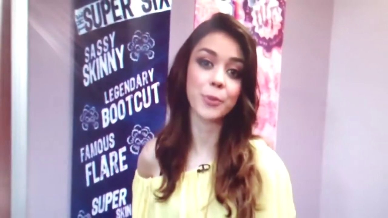Sarah Hyland Wall Flower Jeans on TV Guide