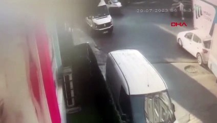 İstanbul'da motosikletli kapkaç şüphelileri yakalandı