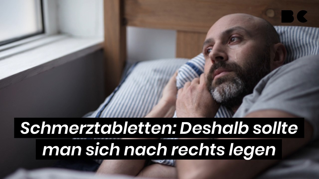 Schmerztabletten: Deshalb sollte man sich nach rechts legen