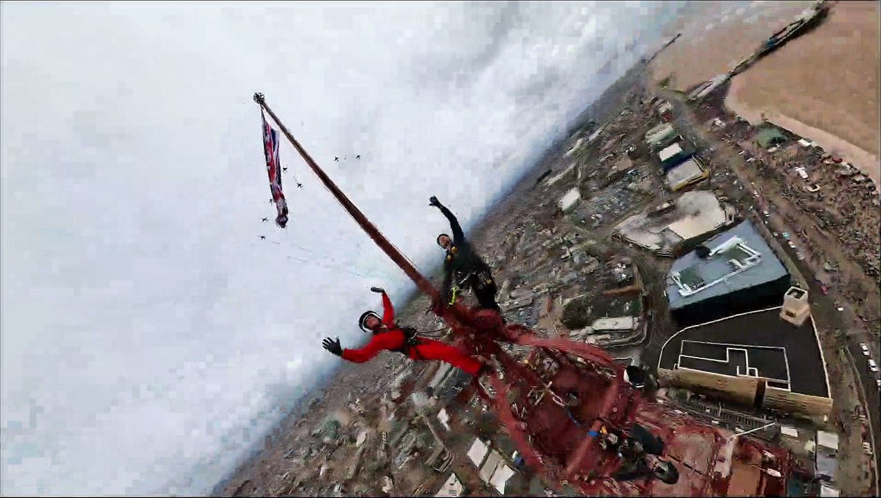 Red Arrows arrive at Blackpool Air Show