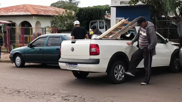 Cinco carros se envolvem em colisão no Bairro São Cristóvão