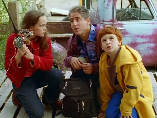 Descargue un Fantasma 2004 Español Latino - I Downloaded A Ghost