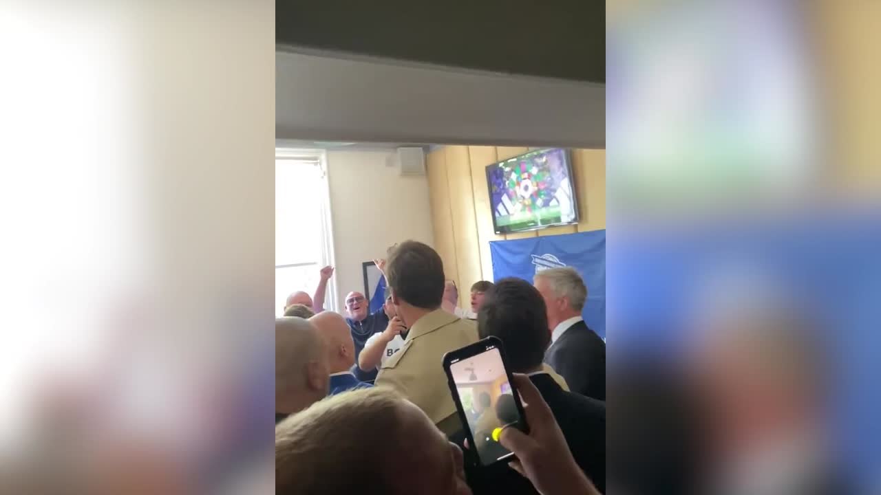 Brady visits  visits The Roost pub ahead of the Birmingham City v Leeds United Championship match