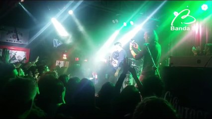 Jovem baterista emociona público com declaração ao pai em Curitiba