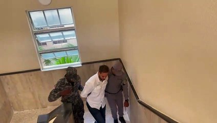 Cubano que agredió a agente de la Digesett tiene ojo morado