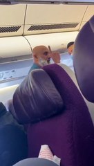 Passeggero urla a bordo dell'aereo