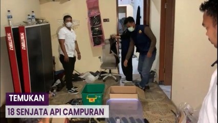 Download Video: Penggeledahan Rumah Terduga Teroris di Bekasi, Temukan 18 Senjata Api Campuran