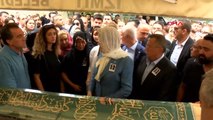 İYİ Parti Kocaeli Eski İl Başkanı Şanbaz Yıldız'ın Cenaze Törenine Meral Akşener Katıldı