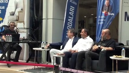 Le joueur Çetin Altay et l'entraîneur Güvenç Kurtar se sont joints à la conversation à Pendik