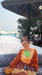 مشاهير جابوا العيد في السباحة والمايوه