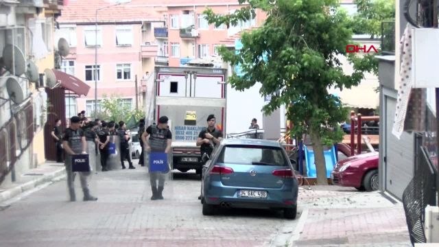 Eyüpsultan'da Vakıflar Genel Müdürlüğü tarafından tahliye edilen Şeyhülislam Esbak Mustafa Efendi Tekkesi