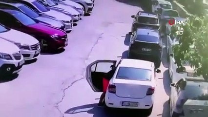 İzmir'de eğlence mekanını kurşunlayan 2 şüpheli yakalandı