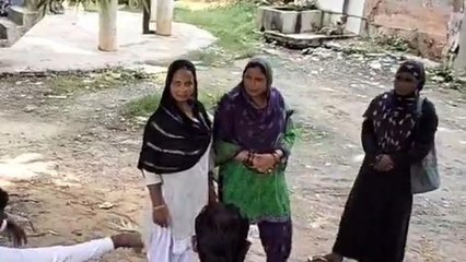 Download Video: लखीमपुर खीरी: विवाहिता की जहरीला पदार्थ खाने से इलाज के दौरान हुई मौत