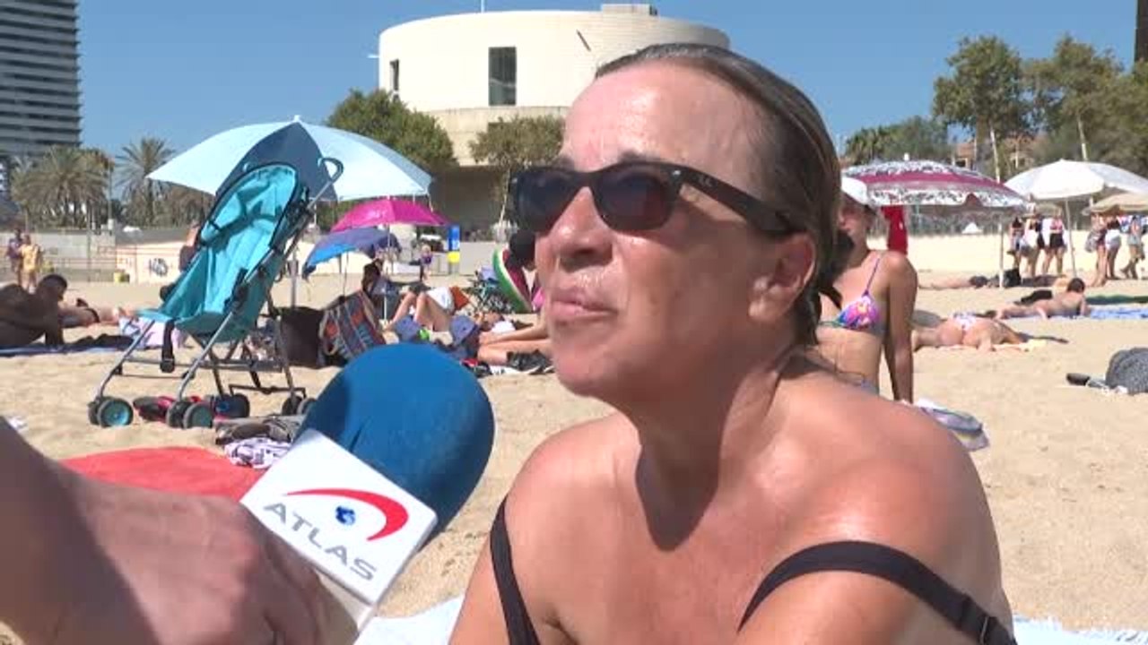 Un estudio desvela que seis de cada diez personas quiere playas libres de humo