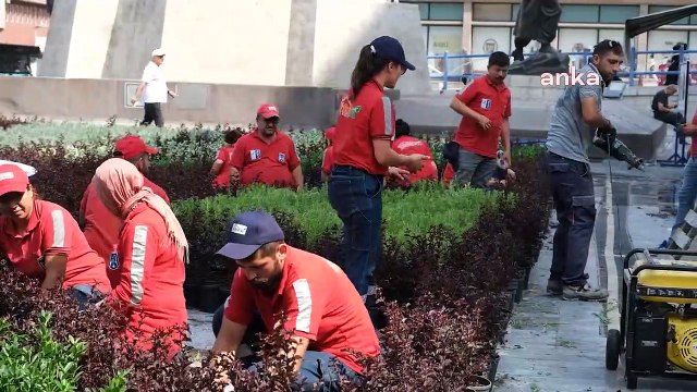 Ankara'da Ulus Atatürk Heykeli çevresinde peyzaj çalışması yapıldı