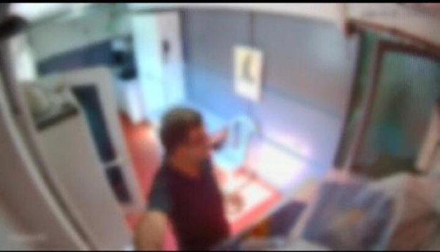 Beylikdüzü'nde cep telefonu hırsızı güvenlik kameralarına yakalandı