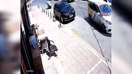 Kargo aracı trafiği birbirine kattı