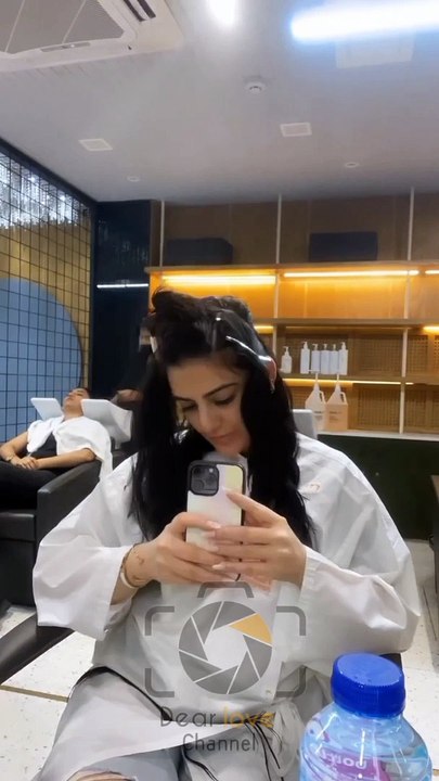 Shazeal shoukat beauty salon video