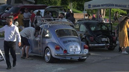 Ankara'da depremzede vatandaşlar için açık hava sinema etkinliği düzenlendi