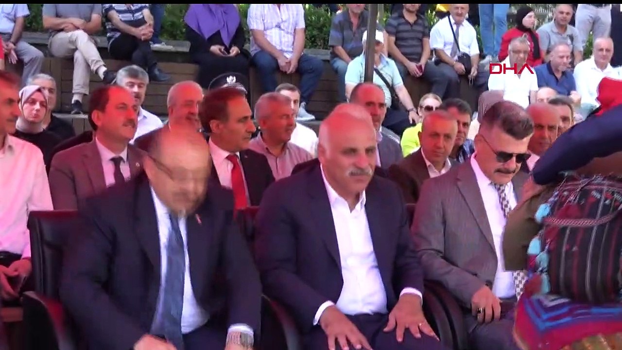 TRABZON'UN FETHİNİN 562'NCİ YIL DÖNÜMÜ KUTLANDI, VALİ USTAOĞLU VEDA ETTİ