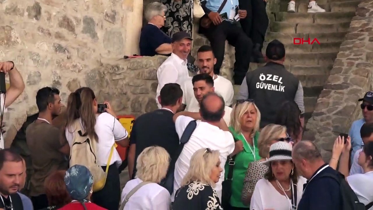 Les joueurs grecs de Trabzonspor ont assisté au service au monastère de Sümela