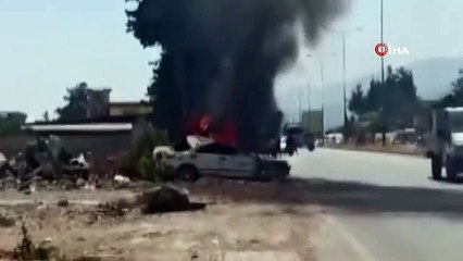 Un minibus stationné a pris feu