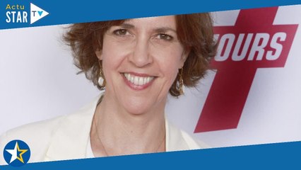 Quelle courageuse  Nathalie Renoux superbe en maillot de bain à 52 ans, elle relève un défi compl