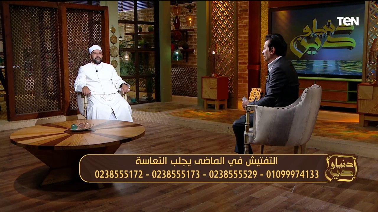 متصلة لـ عالم أزهري": زوجي بيتكلم عالفيسبوك مع واحدة كأنه متجوزها إيه الحل معاه؟.. والشيخ يرد