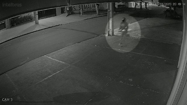 Suspeito armado com pistola assalta farmácia em Toledo Funcionários foram obrigados a entrarem em uma sala