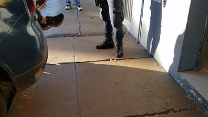 Com mandado de prisão em aberto, homem é detido na Rua Veneza