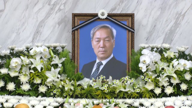 尹 대통령 부친 빈소...여야 대표 등 정치권 조문 행렬 / YTN