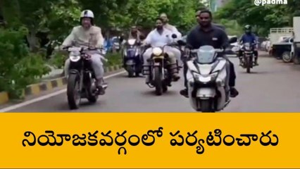 హైదరాబాద్: తండ్రి బాటలో తనయుడు.. బైకుపై రైడ్ చేసిన అసదుద్దీన్ ఓవైసీ