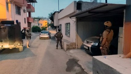 Uyuşturucu satıcılarına şafak operasyonu
