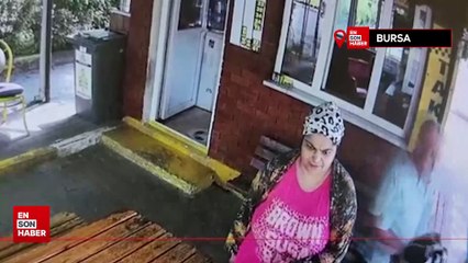 Bursa'da taksi durağına müşteri olarak gelip telefon çaldı