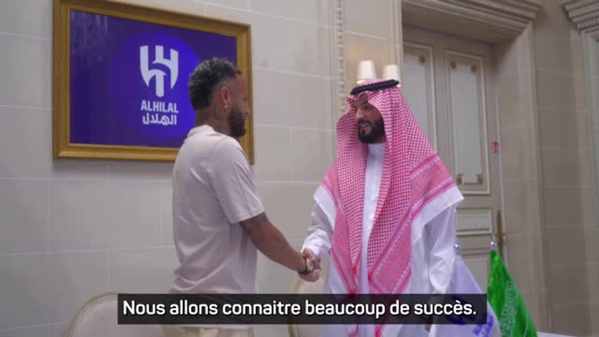 Le Meilleur du Football - 🚨 La première photo de Neymar avec le maillot  d'Al-Hilal 💙🇸🇦