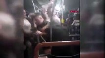 Metrobüs fena karıştı! Yumruk yumruğa kavga kamerada
