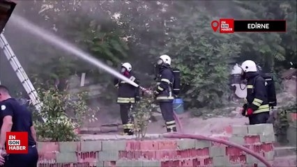 Edirne'de çakmakla oynayan çocuk evi yaktı