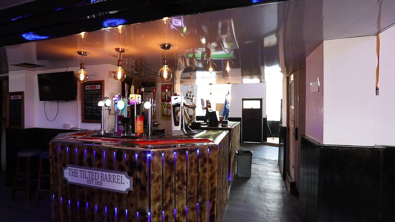 Pub called The Tilted Barrel is now Britain's wonkiest boozer following loss of Crooked House