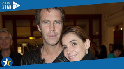 Clotilde Courau et Emmanuel Philibert de Savoie  Immense fête sur la plage pour les 17 ans de leur