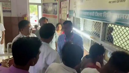 गंदगी देख भड़के संभागीय आयुक्त, अब मरीजों को रोज बदलेगी चादर, मिलेगा ताकिया