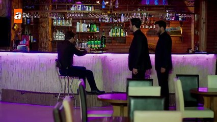 158. Huerfanas (Kirgin Cicekler), en español